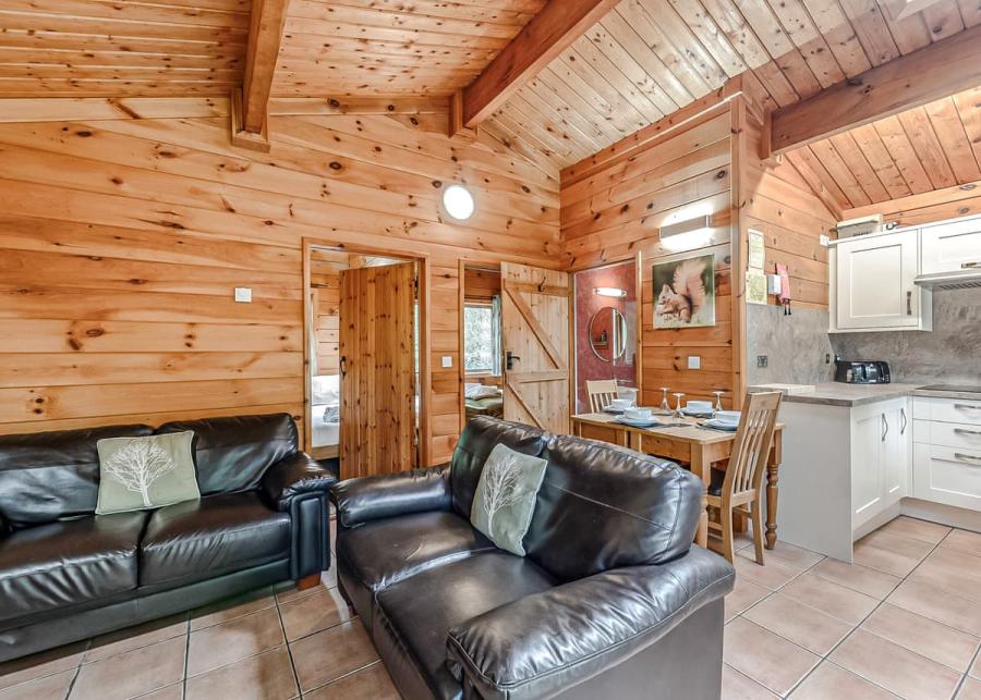 lodge interior at quarry walk lodges 