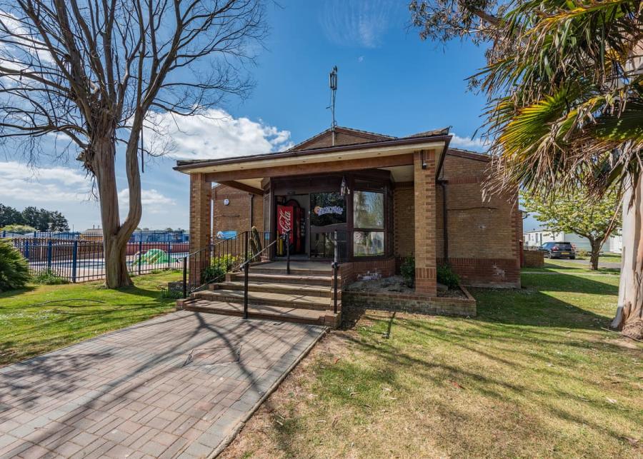 riverside holiday park in bognor regis