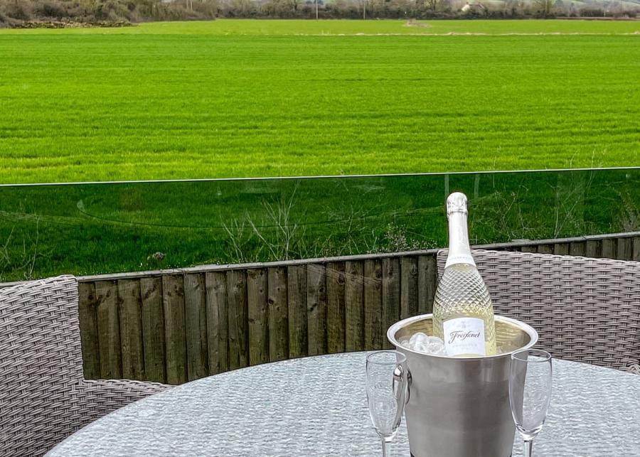 rookery manor lodges near weston-super-mare