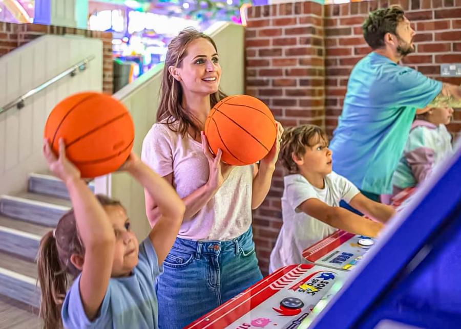 amusements at seal bay holiday park in selsey