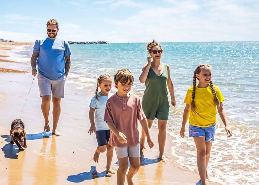 beach location at seal bay holiday park in selsey