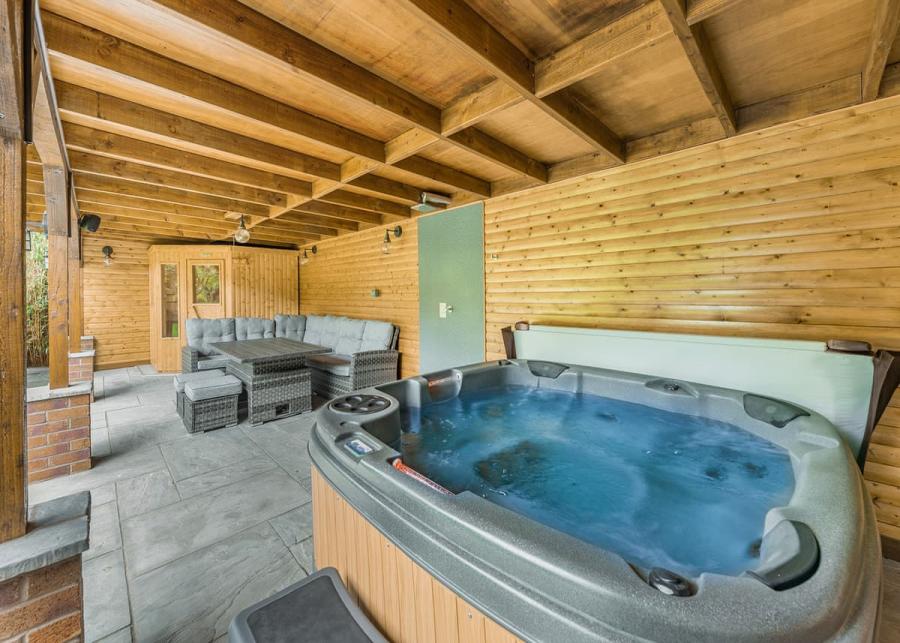 private hot tub at silver trees holiday park