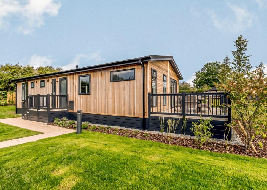 stratford upon avon lodge retreat near snitterfield