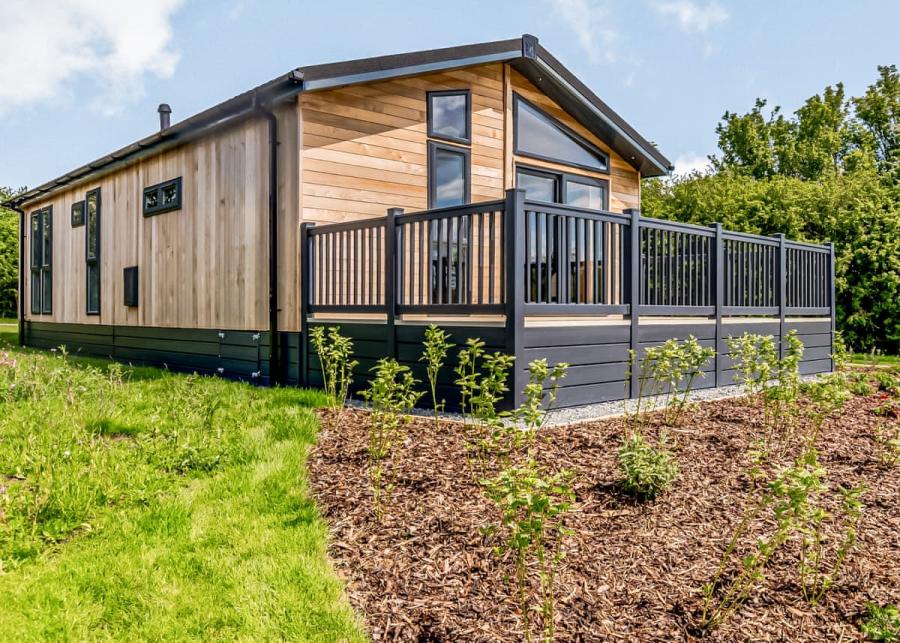 stratford upon avon lodge retreat near snitterfield