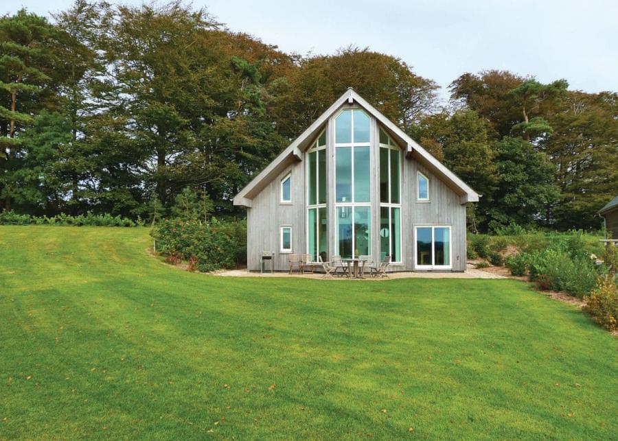 lodge breaks at swandown lodges in chard