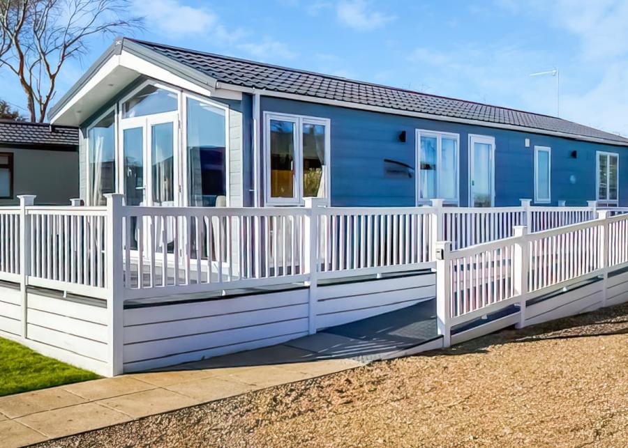 lodge at the hollies kessingland