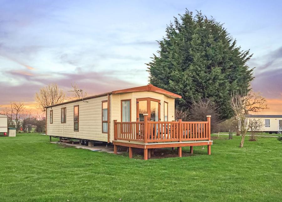 caravan holidays at tollerston holiday park near york 