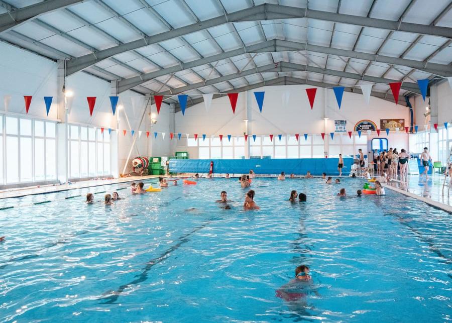 indoor swimming pool at unity beach holiday park