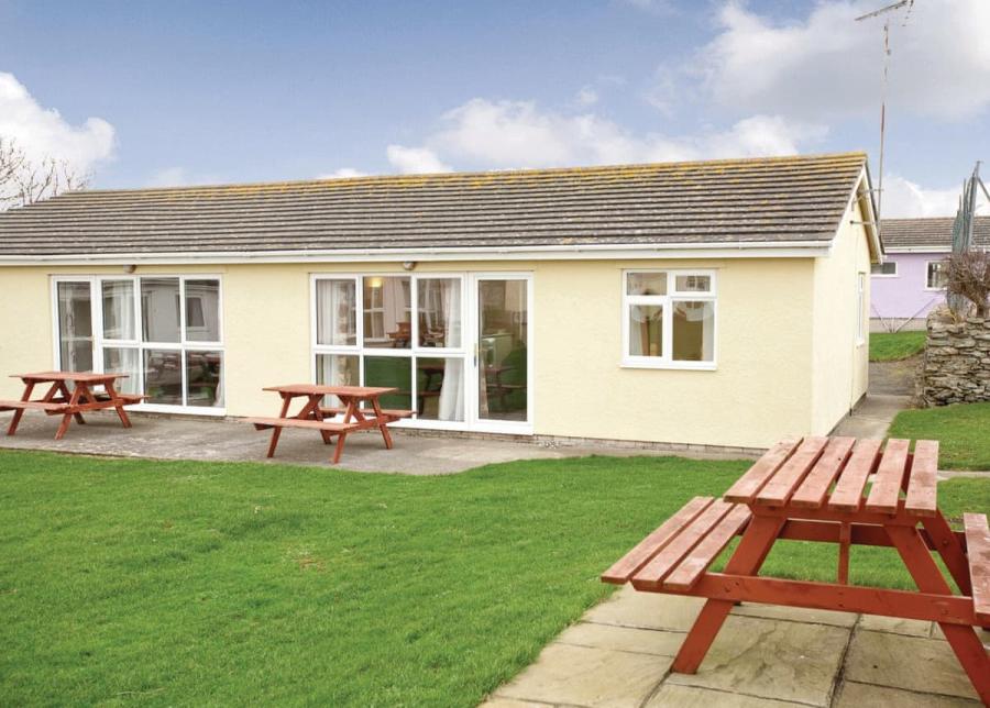 anglesey bungalows near holyhead