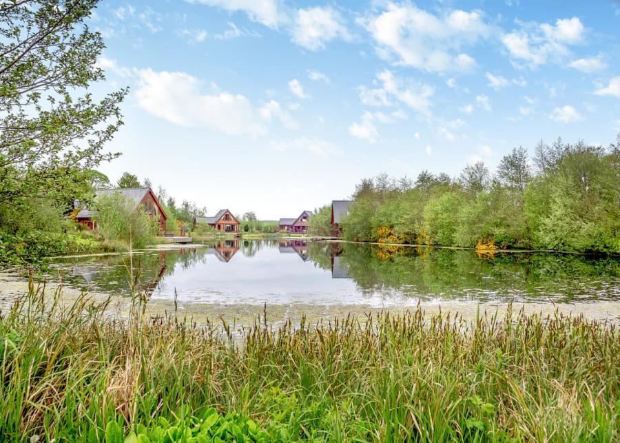 anglesey lakeside lodges in anglesy