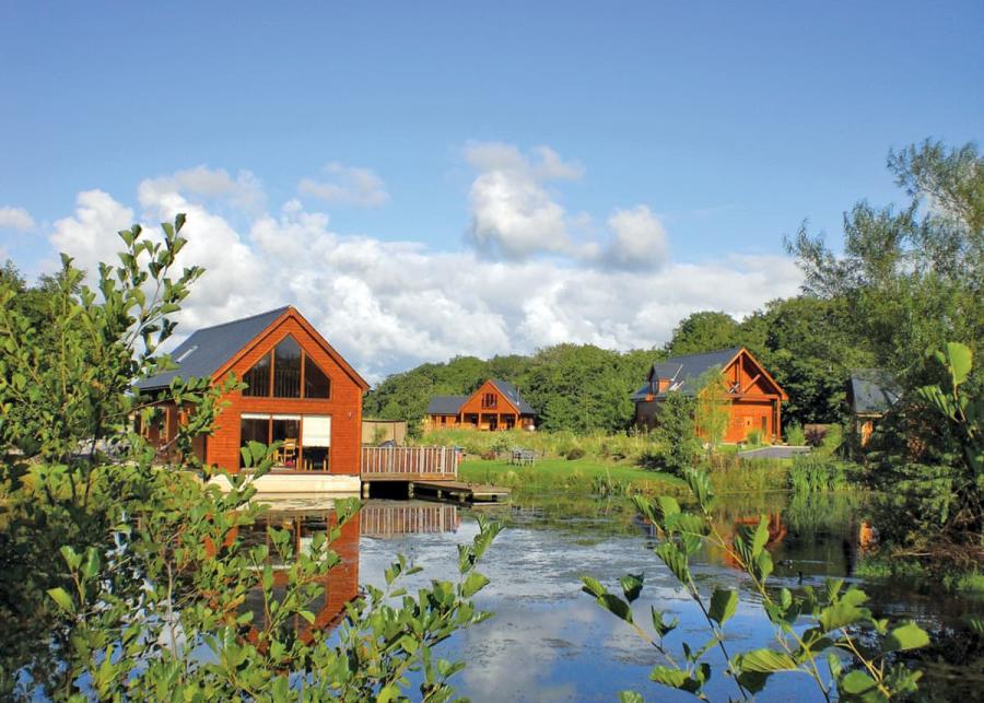 anglesey lakeside lodges in anglesy