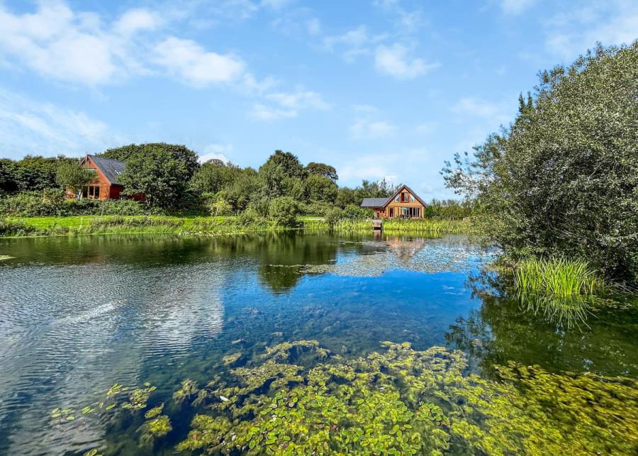 anglesey lakeside lodges in anglesy
