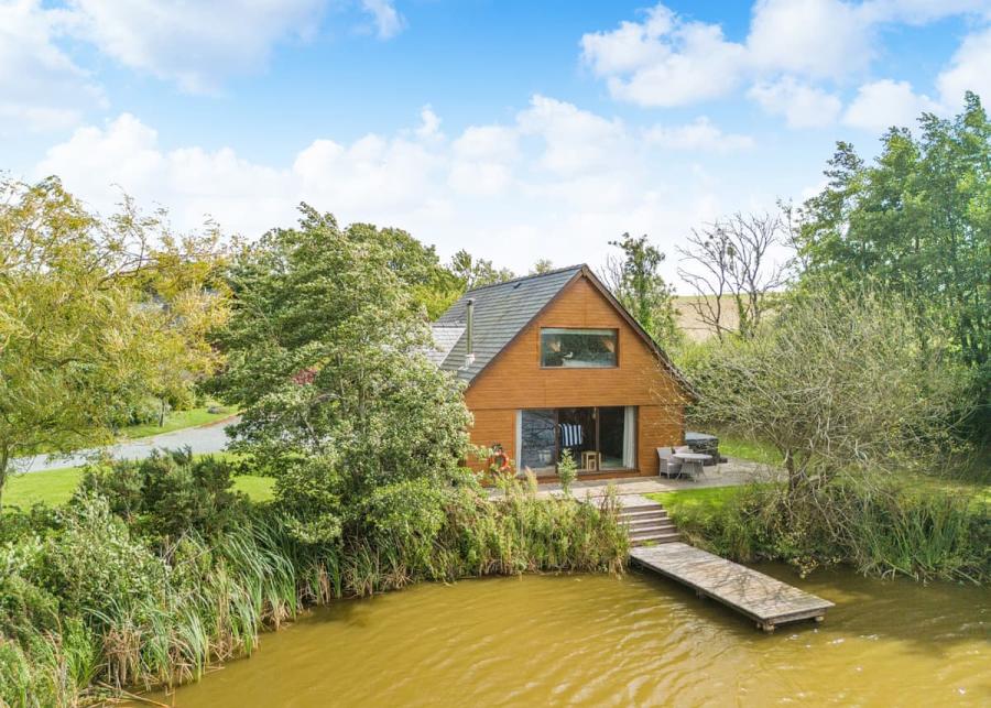anglesey lakeside lodges in anglesy