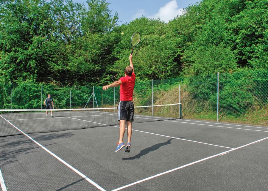 tennis at brecon beacons resort near breacon beacons national park