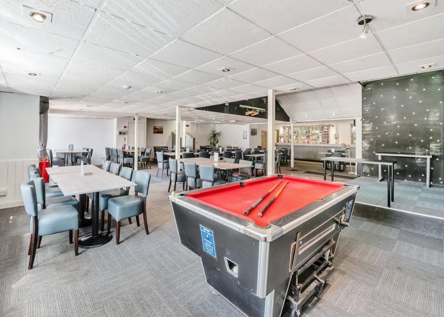 pool at cawood country park 
