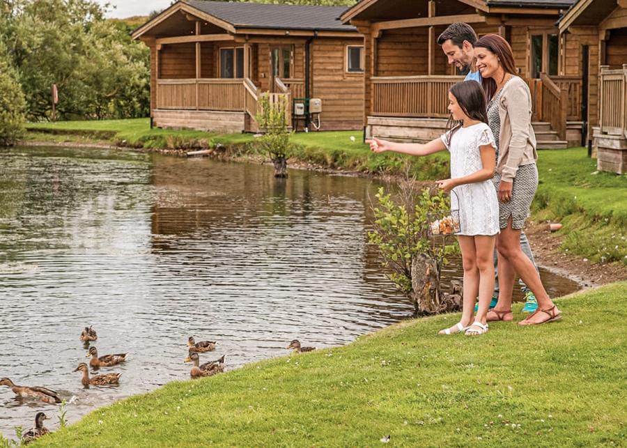 dacre lakeside park in yorkshire