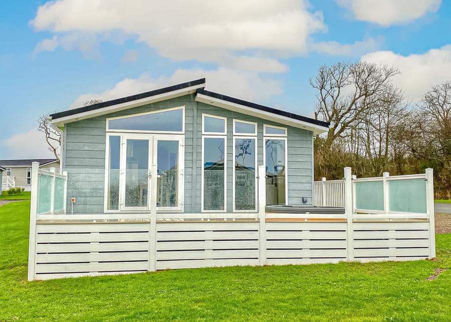 florence springs lakeside lodges in tenby 