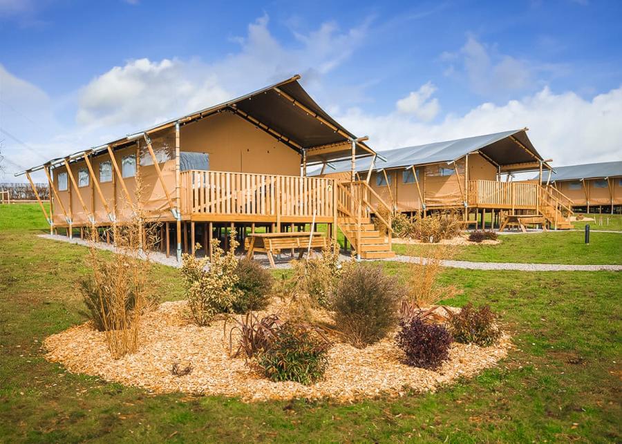 safari tents at folly farm holiday park in kilgetty
