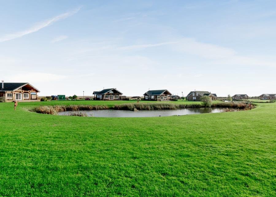 hornsea lakeside lodges in yorkshire