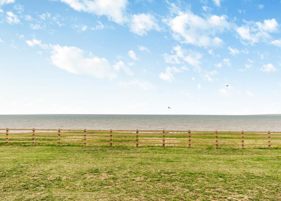 beach location at hornsea leisure park in hornsea