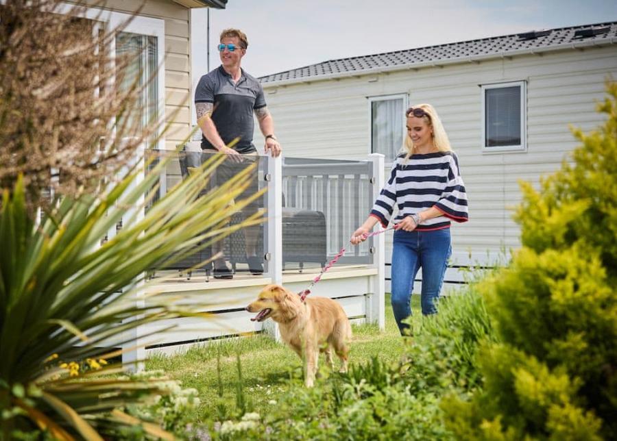 dog friendly caravans at lido beach holiday park