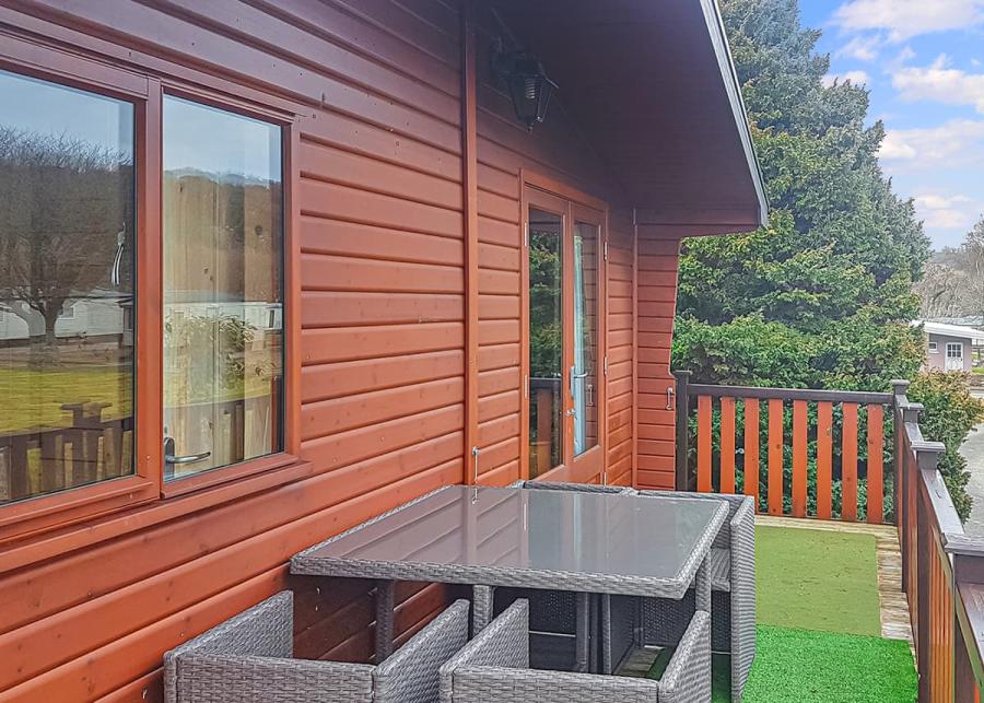 lodges at llwyngwair manor holiday park in pembrokeshire