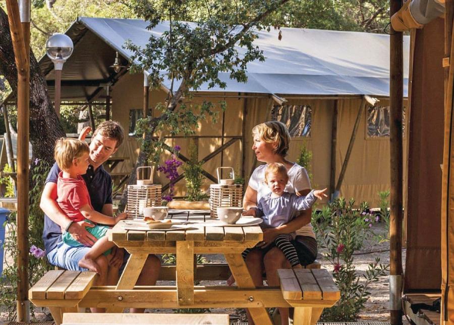 safari tent breaks at maesmawr farm resort in powys