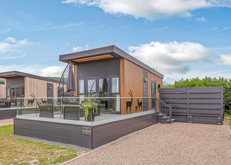 maesmawr farm resort in powys