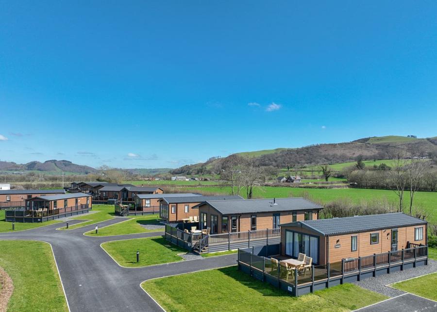 lodges at maesmawr farm resort in powys