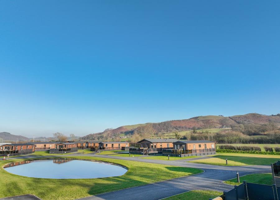 maesmawr farm resort in powys