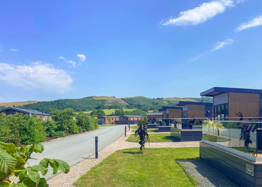 maesmawr farm resort in powys