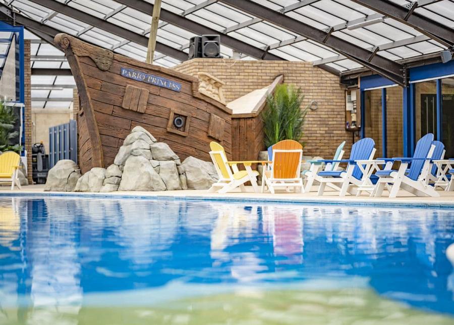 pool at marine holiday park in rhyl
