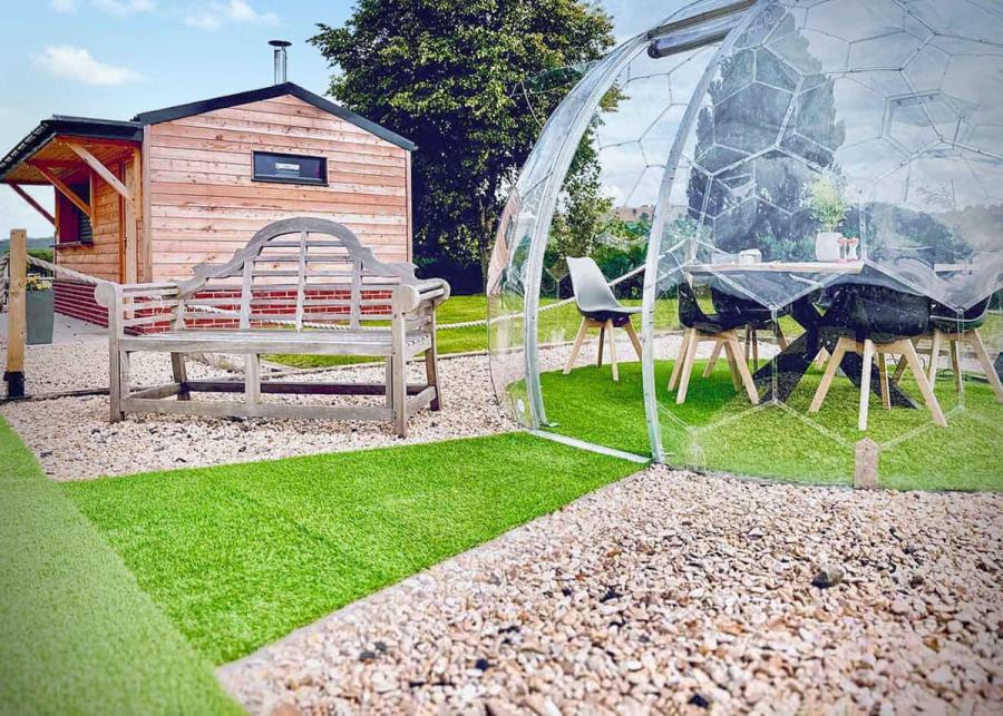 meadow springs country and leisure park in caersws