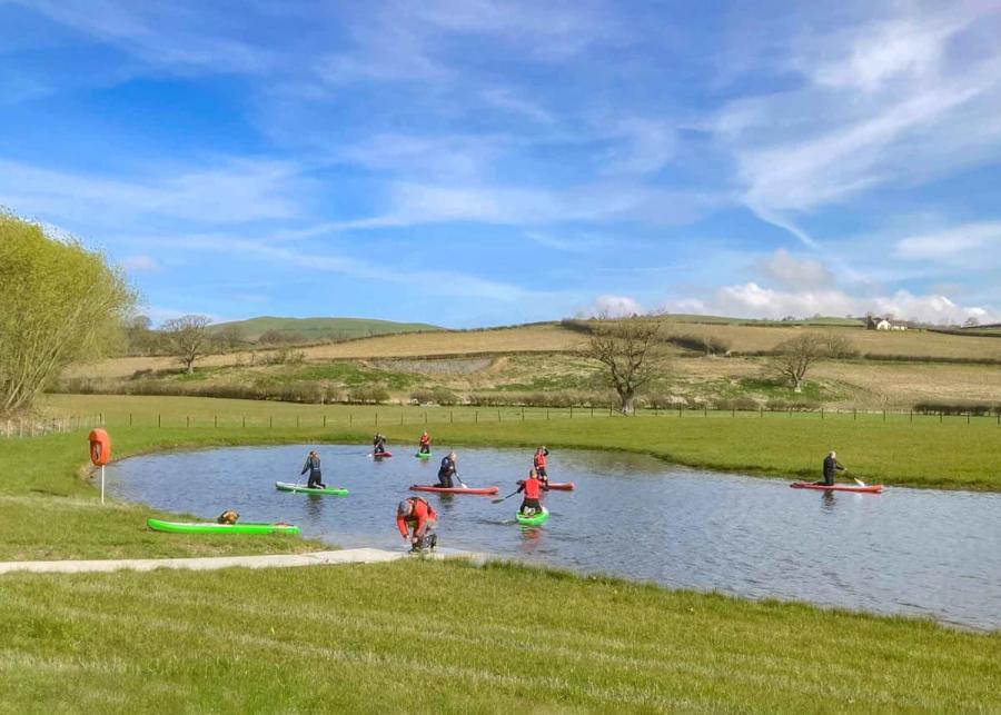 water sports at meadow springs country and leisure park in caersws