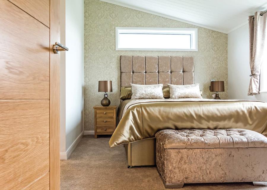 double room at ocean heights leisure park near new quay