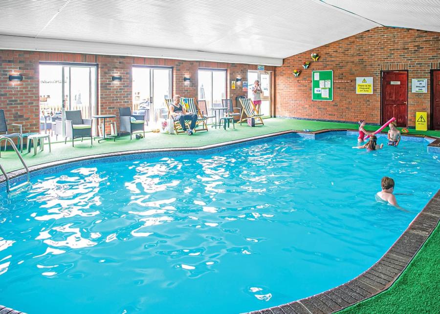 indoor pool at ocean heights leisure park near new quay