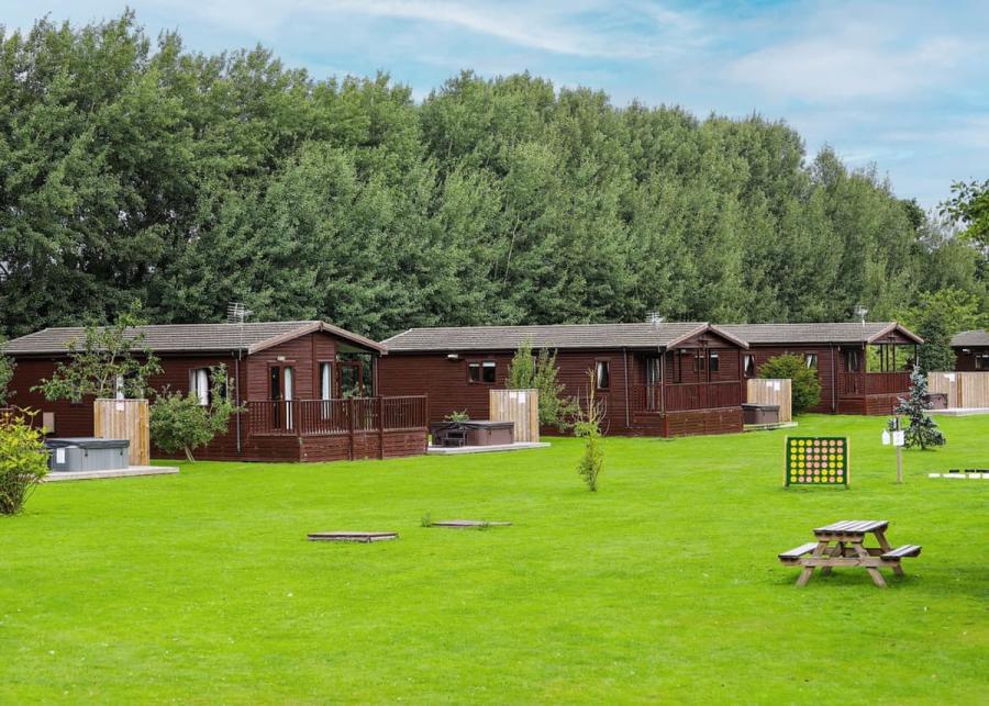 paradise lakeside lodges in york