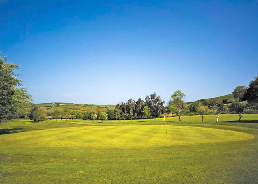 golf at penrhos holiday park 