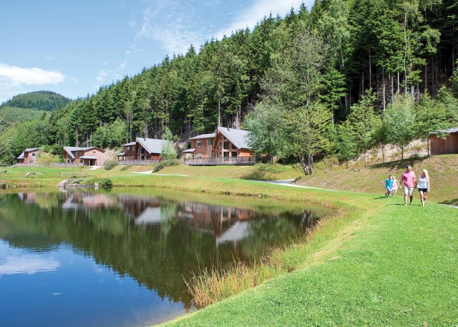 lodge breaks at penvale lakes lodges in llangollen