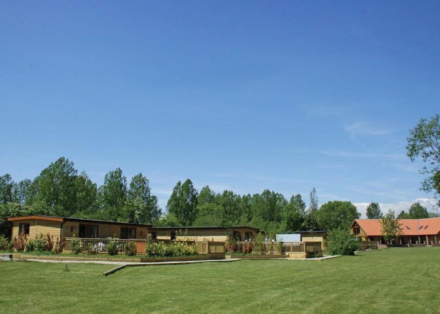 pickering lodges near pickering