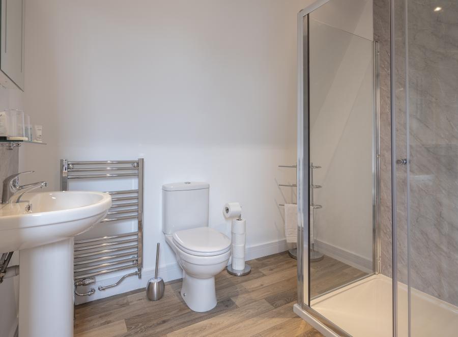 luxury glamping pod bathroom
