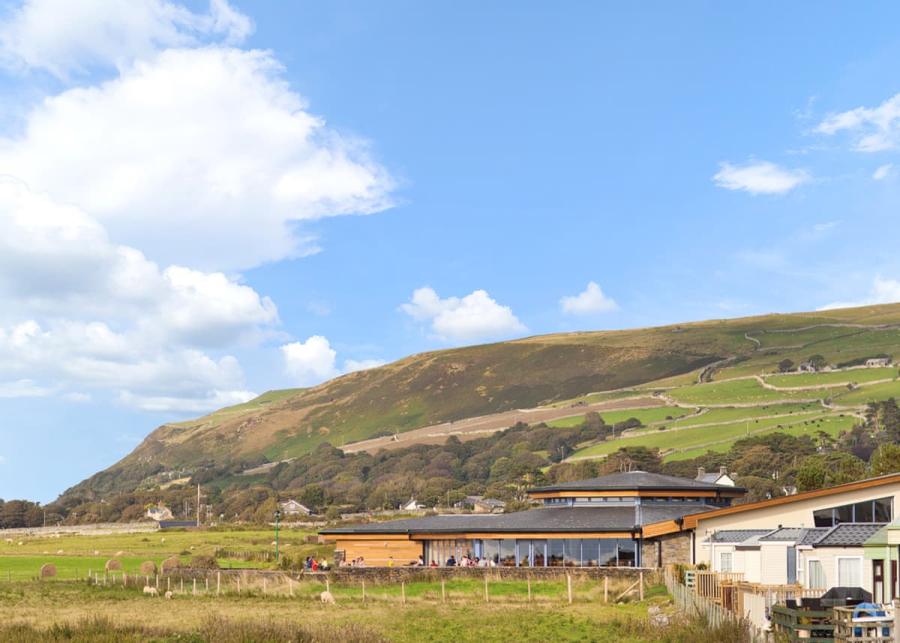 sunbeach holiday park at llwyngwril