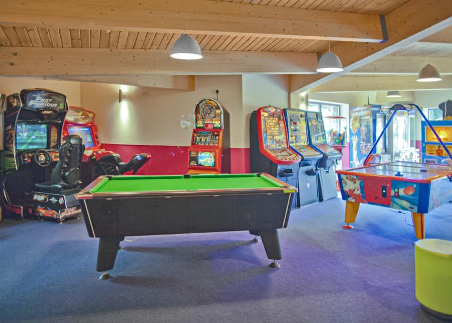 games room at sunbeach holiday park at llwyngwril