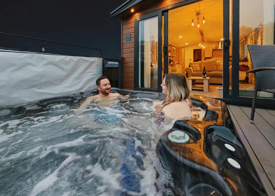 hot tub holidays at wayfind pennant park in holywell