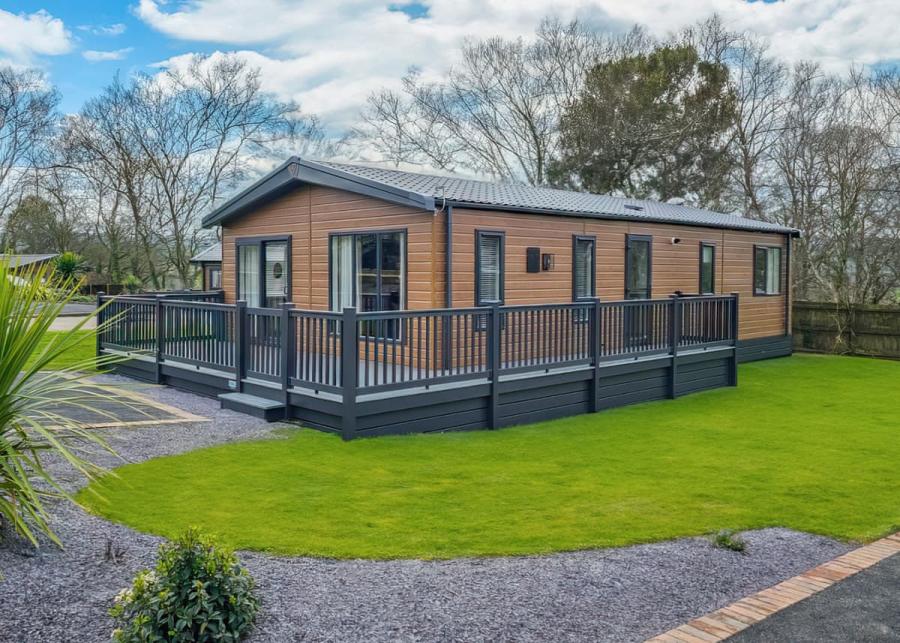 lodge holidays at wayfind pennant park in holywell