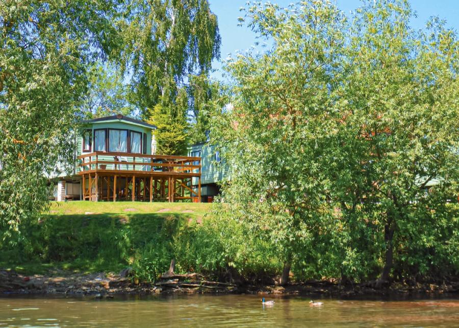 weir holiday park near york