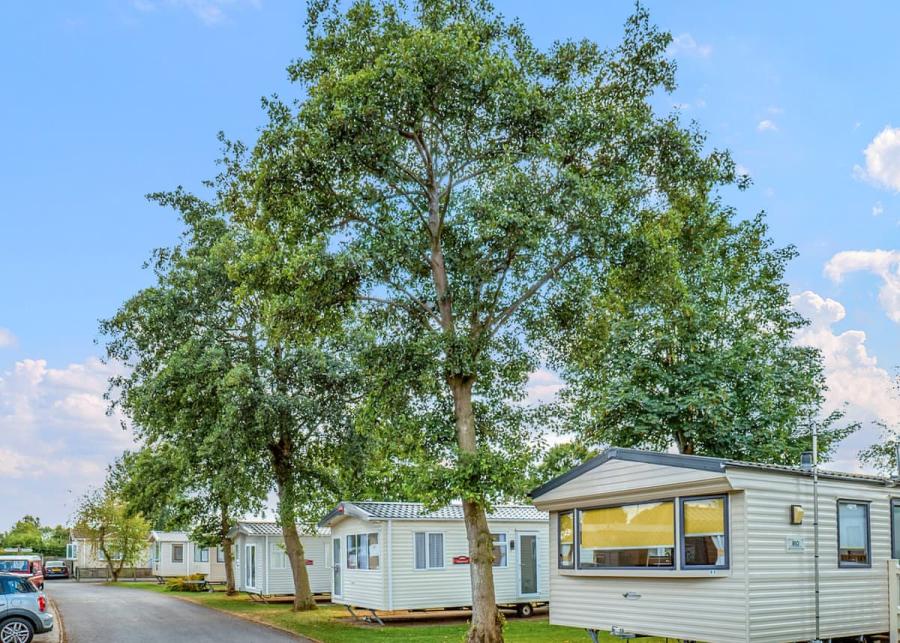 caravan holidays at white rose holiday park in thirsk