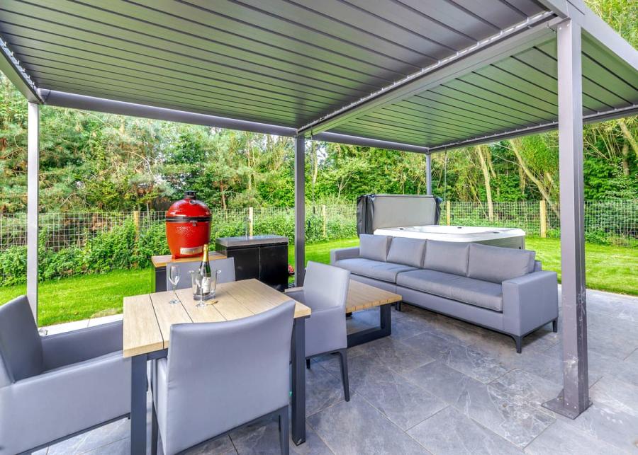 private outdoor space at yorkshire spa retreat 