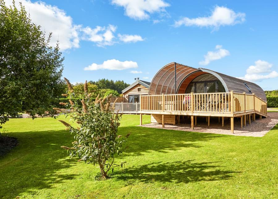 glamping pods at braidhaugh holiday park in crieff