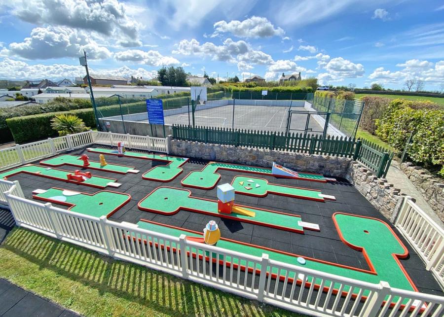 tennis at bryn awel caravan park in anglesey